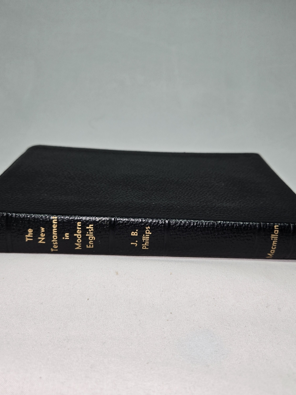 New Testament in Modern English J.B. Phillips 1964 2nd Printing